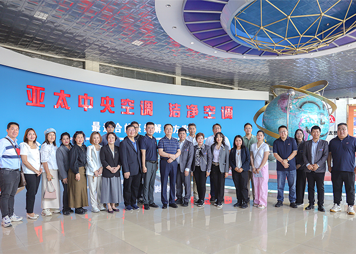 泰國東盟企業家協會代表團到亞太集團參觀考察